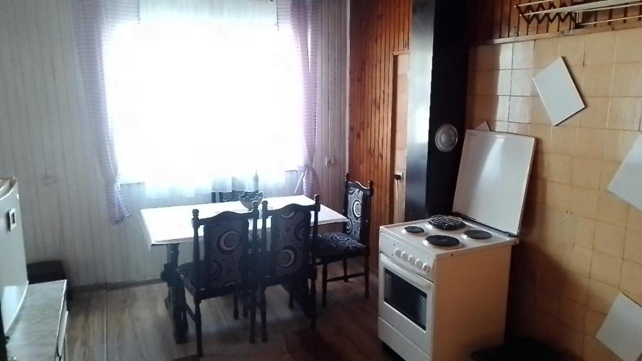 Smestaj U Novoj Varosi, Zlatar Apartment โนวาวาโรช ภายนอก รูปภาพ